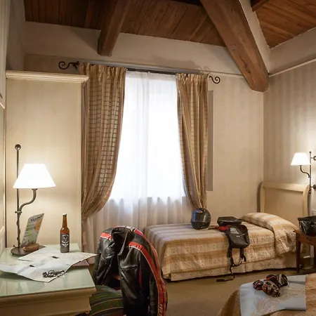 Selva Candida Hotel 3*